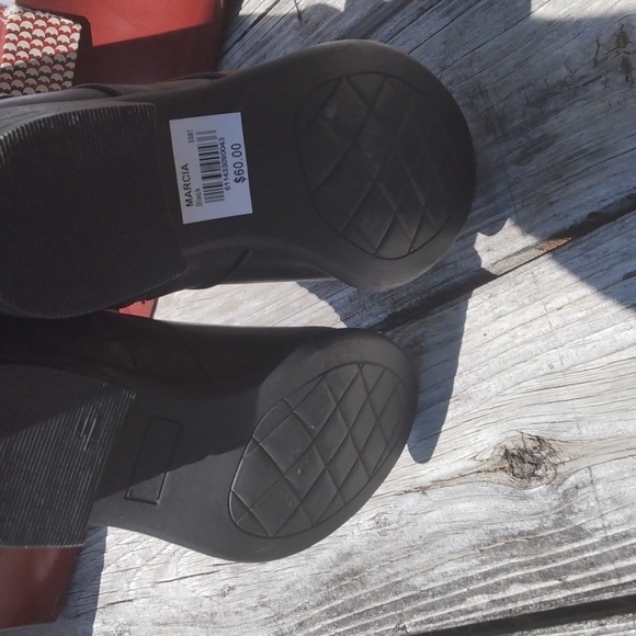 NIB Dressbarn NIB size 7 Marcia boots for women NWT - Picture 4 of 8